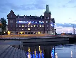 vänster