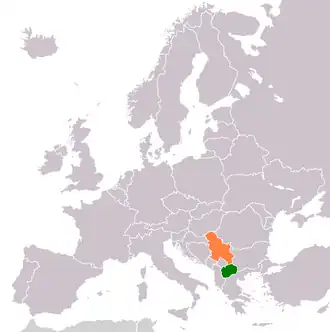 Localisation de la Serbie (en orange) et la Macédoine du Nord (en vert).