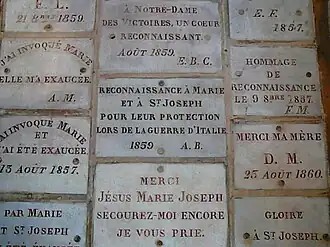 Exemples d'ex-voto.