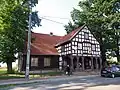 Maison en bois typique.
