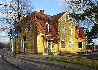 L'ancien bâtiment de la gare de Nynäsbanan dessiné Par Ferdinand Boberg.