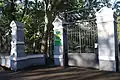 Entrée du nouveau parc, au 48-50 du boulevard des Français (septembre 2013)