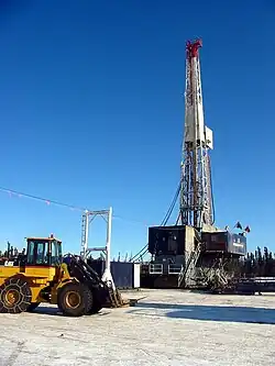  Selon Stephen Harper, le ralentissement économique est dû à la chute du prix du pétrole.