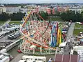 Vue de l'attraction depuis une grande roue.