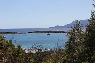 Vue de l'île le 3 septembre 2014.