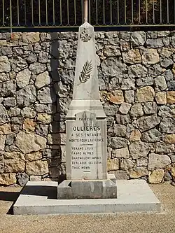 Monument aux morts.