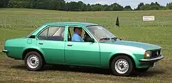 Opel Ascona quatre portes (1975–1979)