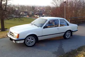 Opel Commodore C Coupé.