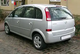 Avant restylage (Cosmo) (2003–2006)