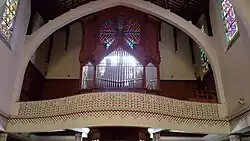 L'orgue de tribune.