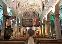 Vue vers l'orgue