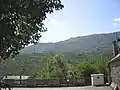 Orgibet - vue du Moussau depuis la place du village.