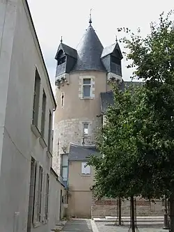La tour Blanche.