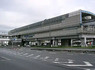 Vue extérieur de la station du monorail.