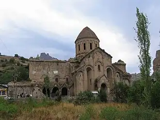 Église Saint-Jean-le-Baptiste.