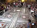 Autour de la méridienne en cet instant.