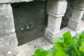 Présence d'os dans l'ossuaire.