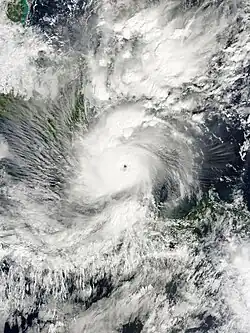 Otto le 24 novembre à 16 h 5 UTC près de la côte.