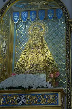 Statue de Notre-Dame de Manaoag. Ivoire et argent, parure impériale. XVIIe&nbsp;siècle.