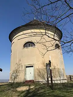 Chapelle de Tous-les-Saints à Petrohrad.
