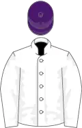 Blanche toque violette