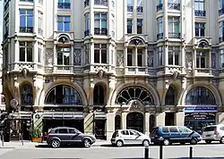 Immeuble Hennebique au no&nbsp;1 de la rue Danton à Paris conçu par François Hennebique et Édouard Arnaud (1900).