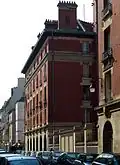 Rue des Minimes au niveau de la caserne de gendarmerie.