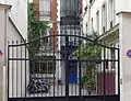 Le no&nbsp;3 est une voie privée.