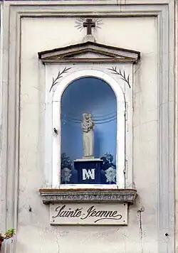 Statue au no&nbsp;32.