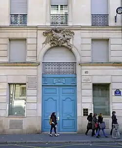Copie du bas-relief Le Dragon au no 50.