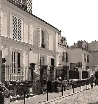 Maisons.