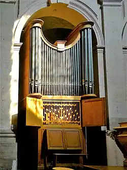Orgue de chœur.