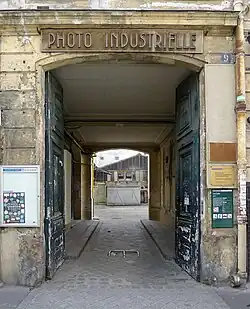 Le no&nbsp;9, ancien hôtel Cromot du Bourg.