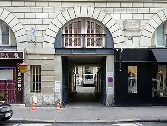 Le no&nbsp;56 de la rue du Faubourg-Poissonnière où est mort Jean-Baptiste Corot.