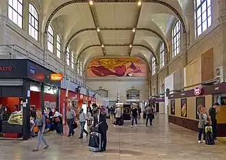 Salle des pas-perdus.