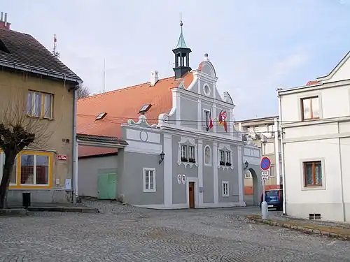 L'hôtel de ville.