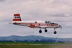 Description de l'image PAC Fletcher Fu24 Aerial Topdresser.JPG.