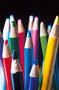 Crayons, une autre icône de G. Boatto ; Acrylique sur carton, 1989, 50&nbsp;×&nbsp;70&nbsp;cm.