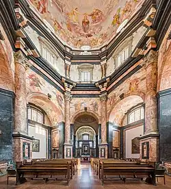 Intérieur de l'église de Pažaislis.