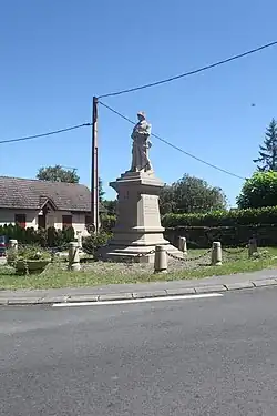 Monument aux morts.
