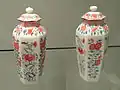 Paire de vases Hampton Court, Chelsea, 1752-1755