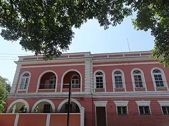 Le palais de Grão-Pará&nbsp;(pt), à Petrópolis, est la seule propriété récupérée par la famille impériale en 1925. Certains descendants y résident encore.