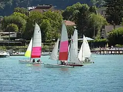 Régate entre amateurs sur le Lac de Paladru.