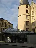 L'office de tourisme.