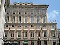 La façade vers la Piazza della Nunziata