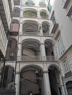 La scala aperta