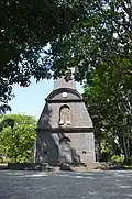 Église Saint-François dont dépend le cimetière