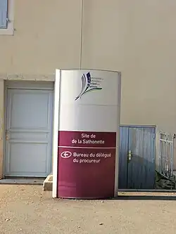 Panneau (Procureur de la République) dans le domaine.