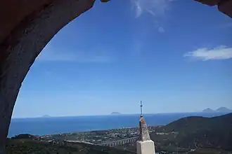 Capri Leone