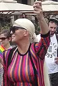 Plane Jane remporte le Snatch Game de la seizième saison avec son imitation de Jelena Karleuša.